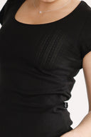 Beate svart T-shirt