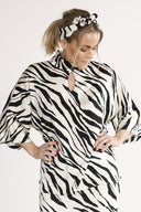 Bekka blus svart och vit zebra