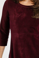 Elli bordeaux babycord klänning