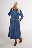 Joy jeansblå babycord-kappa/skjortklänning