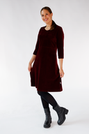Elli kjole babycord bourdeaux